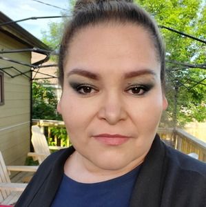 Meet your Posher, Tina